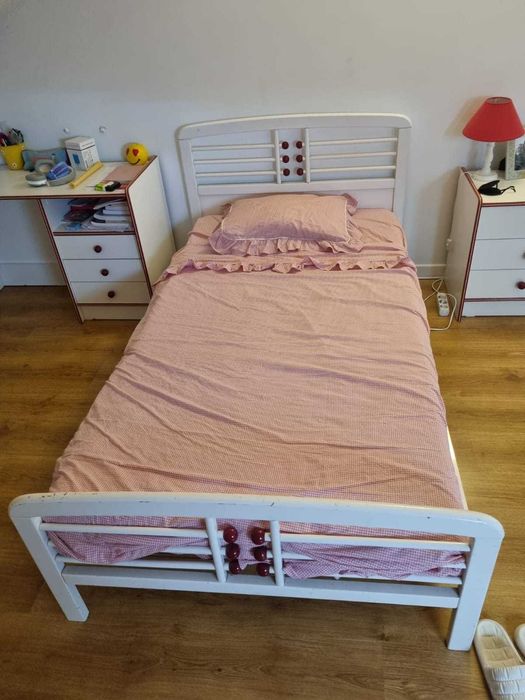 Conjunto Completo de Móveis de Quarto