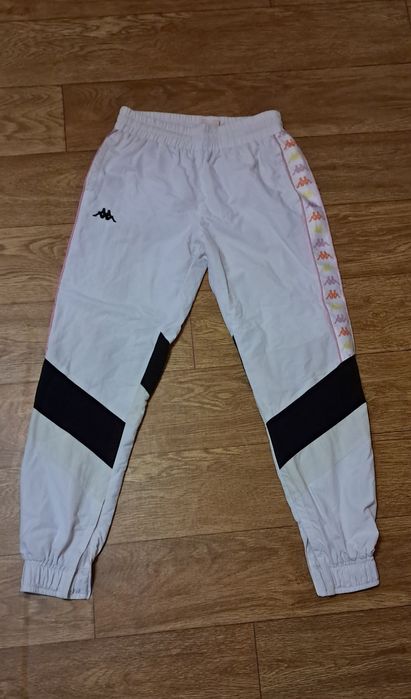 Білі штани Карра