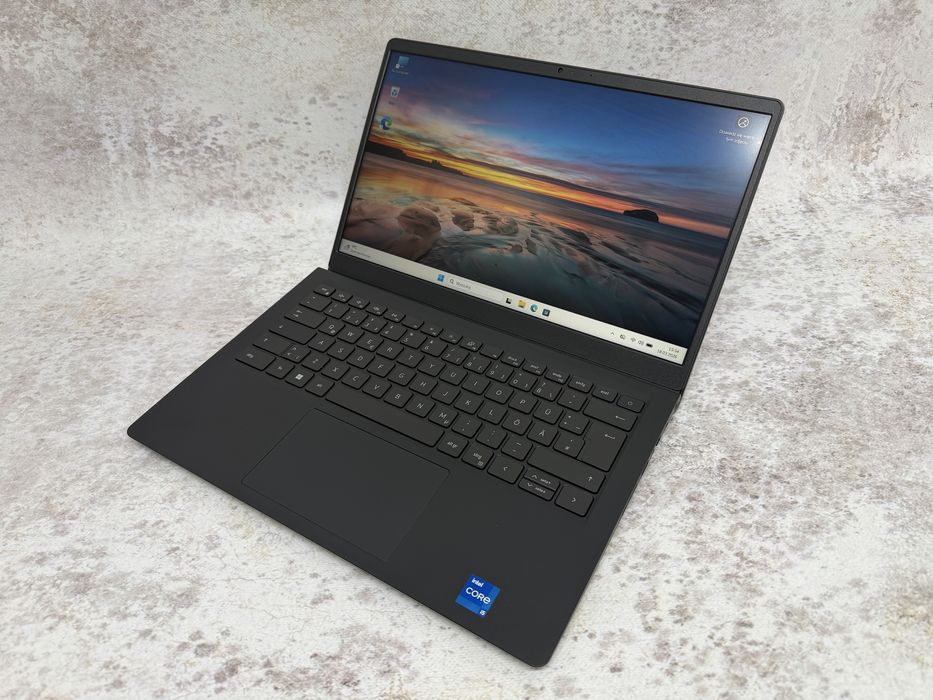 Dell Vostro 3420 / i5-1235 4.4GHz / 16GB DDR4 / 512SSD / 14FHD / W11