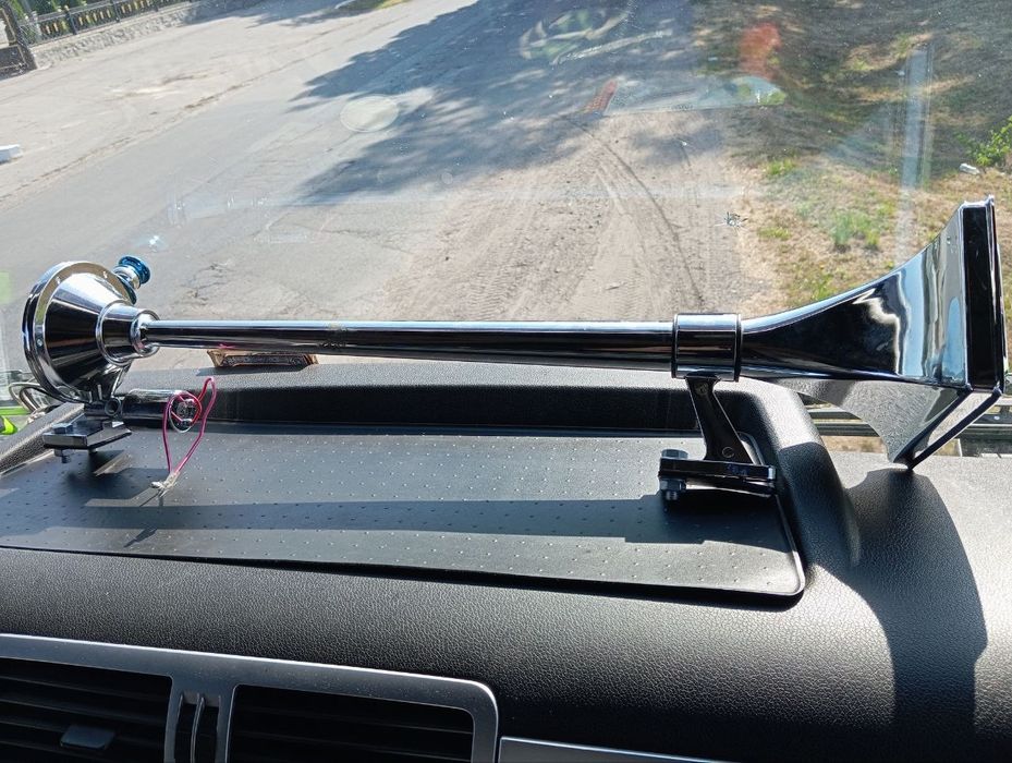 Звуковий сигнал 12/24 вольта