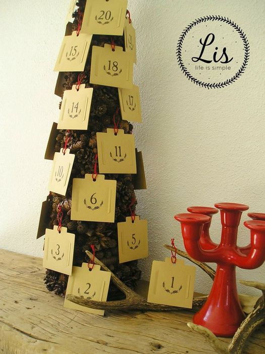 Calendário do Advento, 24 bolsas de papel,cada bolsa inclui 1 mensagem