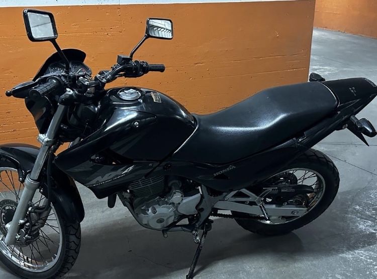 Mota honda nx400