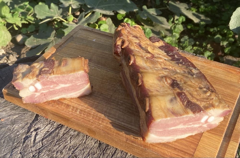 Шовдарь та Ребро копчено-варене Закарпатське