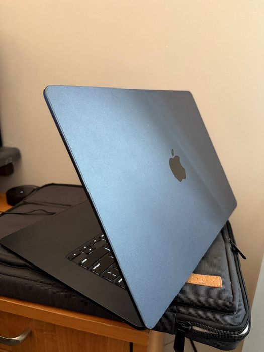 MacBook Air m2 15 8gb 256gb | 99% baterii