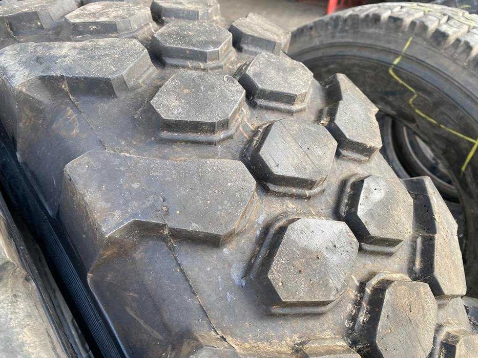 Opony przemysłowe 365/80R20 14.5R20 CONTINENTAL MPT80 / 16-17mm