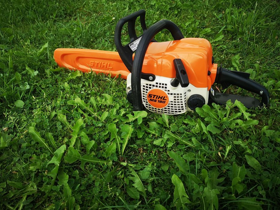 Piła Pilarka stihl 180