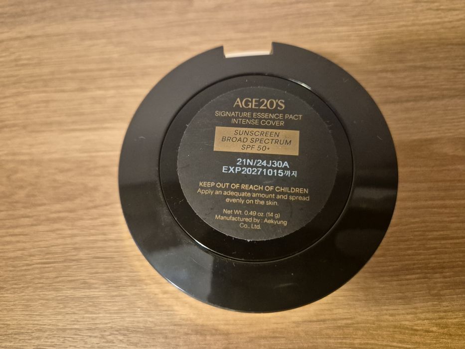 AGE 20's Signature Essence Pact Intense Cover 21 N