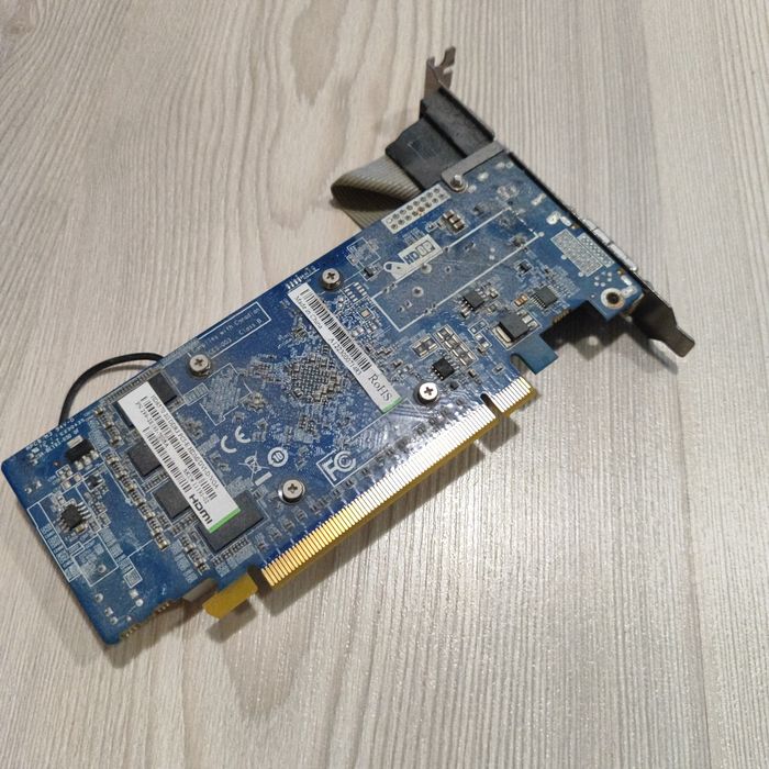 Karta graficzna Radeon HD 6570 2gb sapphire