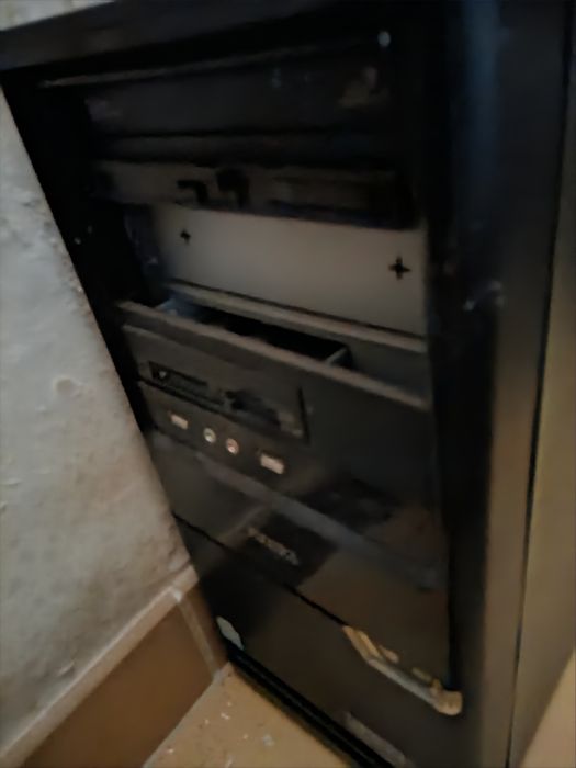 Computador e monitor