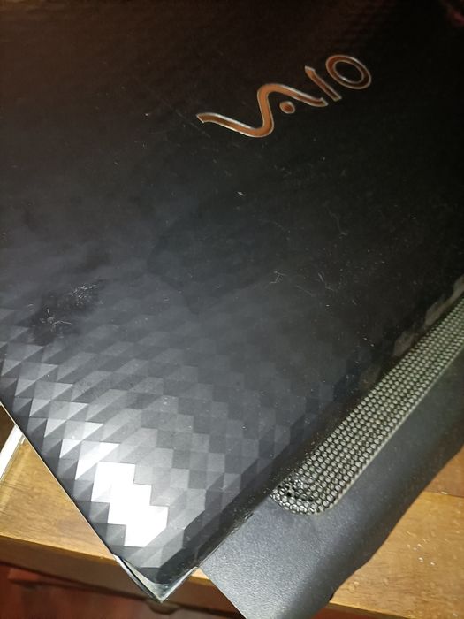 Sony Vaio VPCEH2Q1E - i5, 8GB RAM