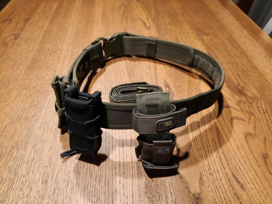 Pas taktyczny Helikon + ładownice + uchwyt na stazę