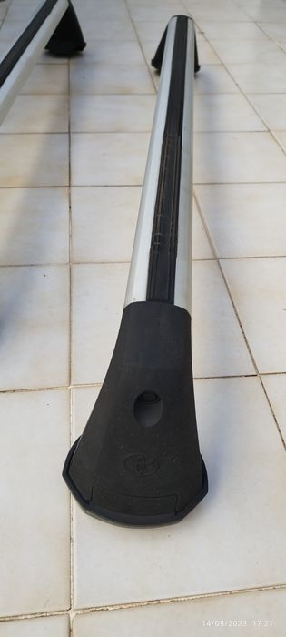 Barras para Toyota Avensis
