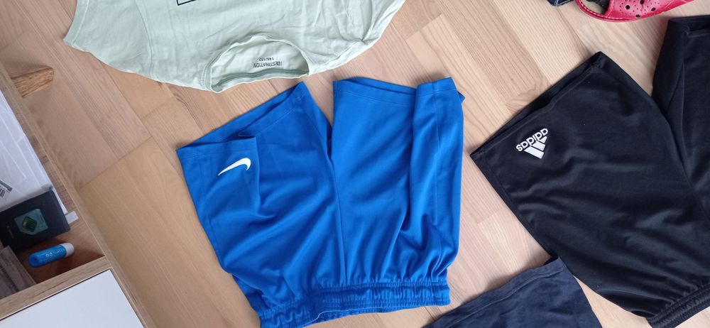 Spodenki niebieskie piłkarskie Nike
