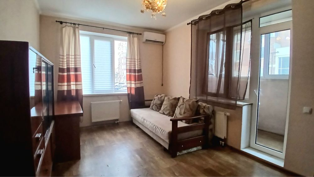 Сдам полноценная 1 комнатная Котовского, газ, низкий этаж