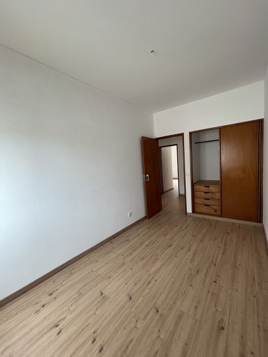 Alugo Apartamento T3 ( Centro da Cidade )