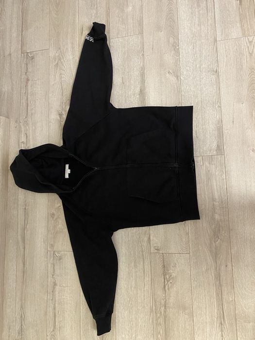 Чорний костюм Zara