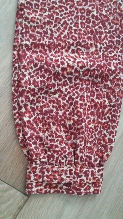 H&M, sukienka w panterkę, rozm. 42