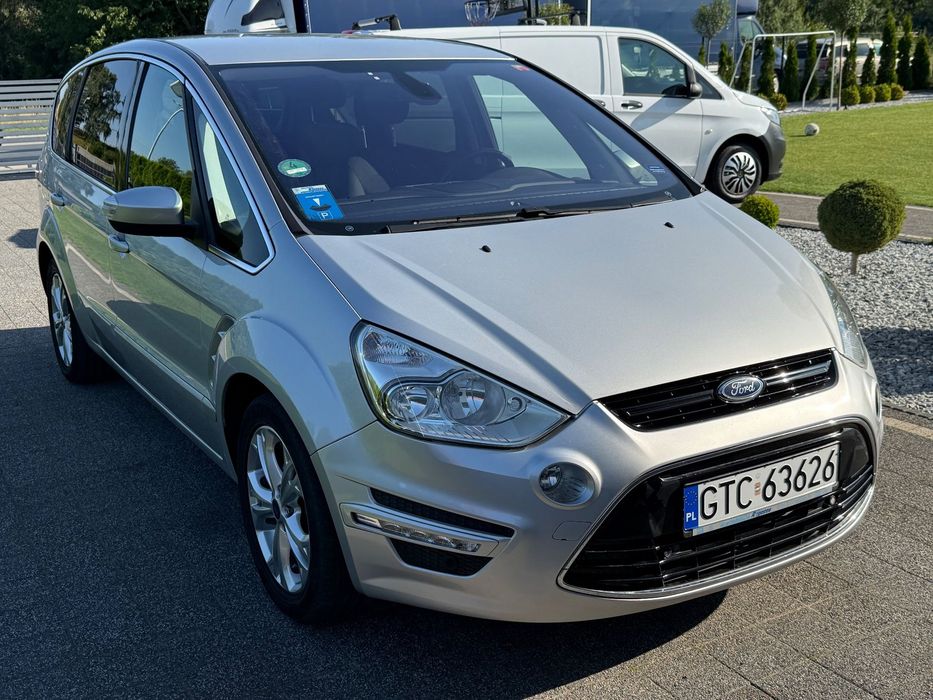 Ford S-Max