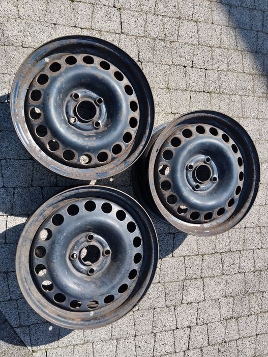 Felga Opel 15" 4x100 6J ET49 215-143 GM 56,6mm cena za sztukę