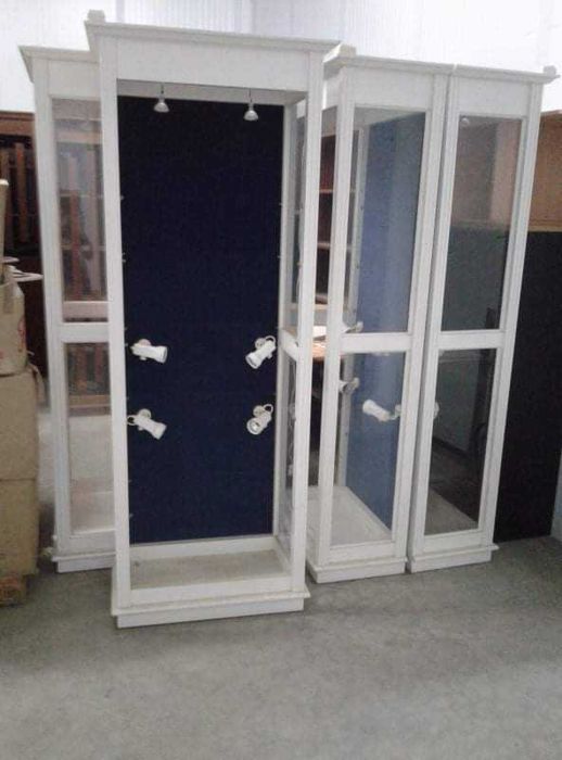 28 Móveis EXPOSITORES em Madeira Maciça p/ Lojas GOURMET e Garrafeiras