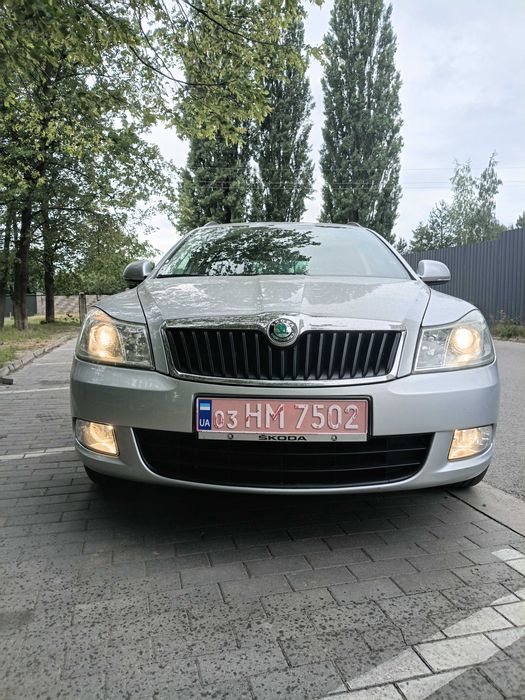 Продам Шкодувку 1.6 Автомат