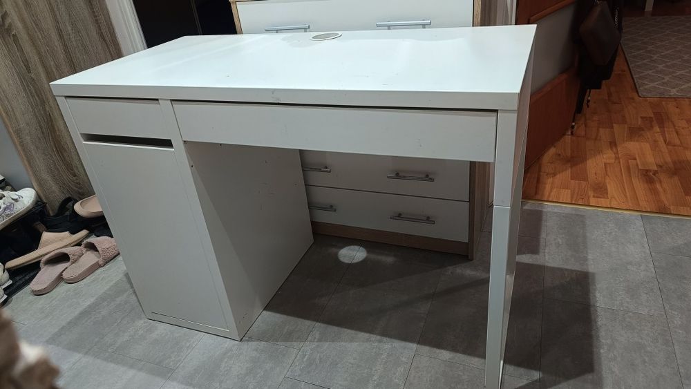 Ikea biurko z nadstawka Micke