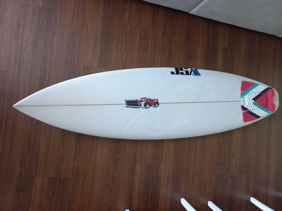 Prancha Surf JS Monsta 5'10