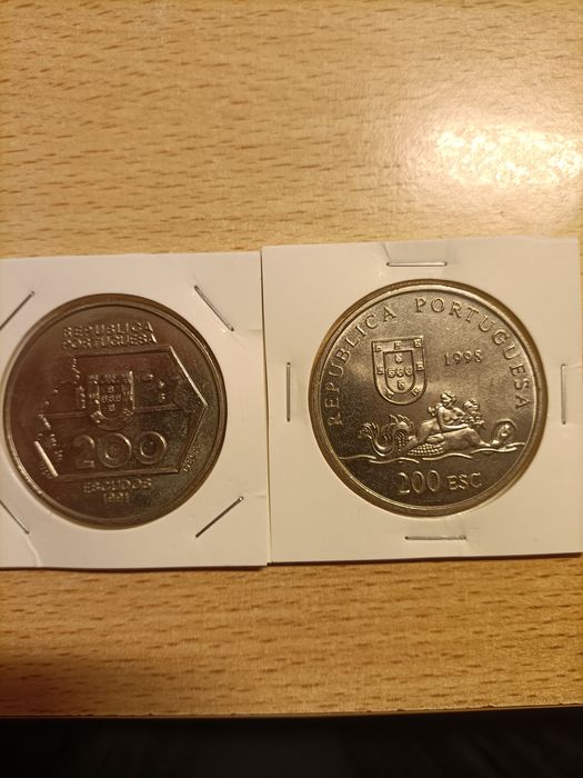 2 moedas 200 escudos