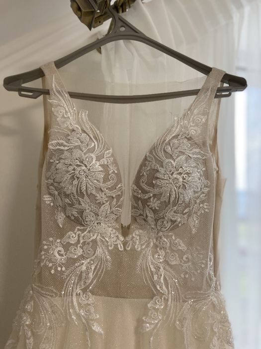 Весільне плаття,