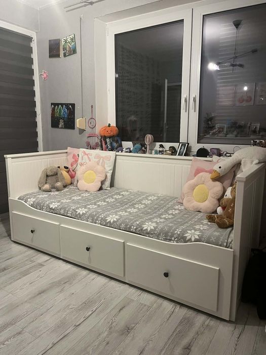 Witam sprzedam tapczan  Hemnes  IKEA  +2 materace