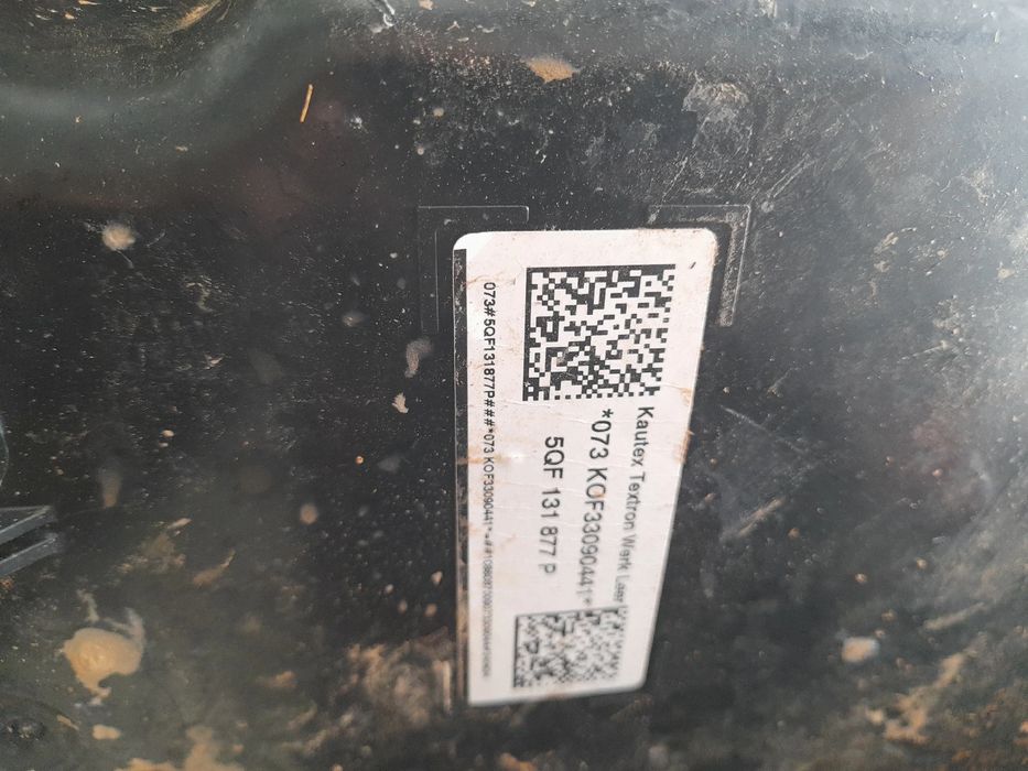 Depósito AdBlue AUDI Q3 (F3B)