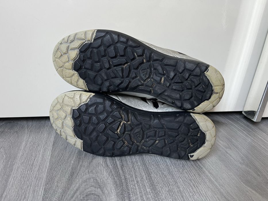 Дитячі сороканіжки Adidas розмір 35