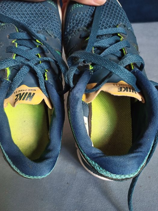 Кроссовки 34размера, Индонезия