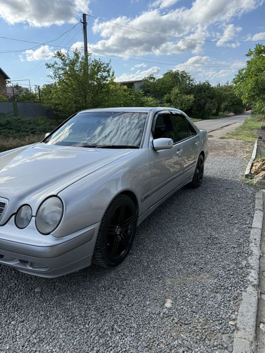 Mercedes-Benz E-Class 2001 VIN WDB2100061B340451 фото оголошення 3 з 8