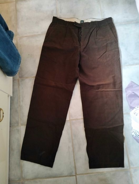 2 calças homem 1 Gant e 1 Hugo Boss