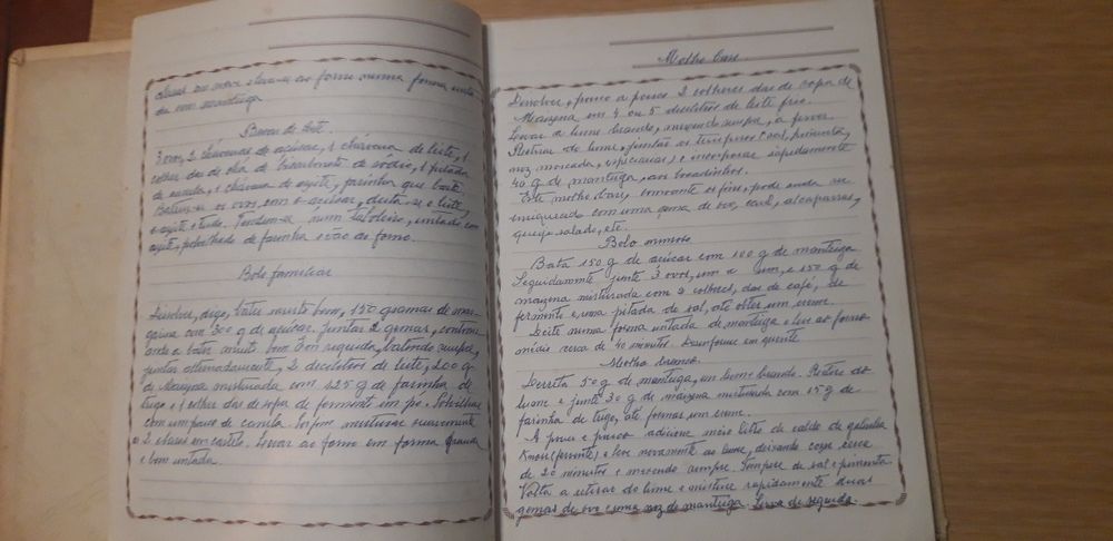 Livro de Receitas Antigo
