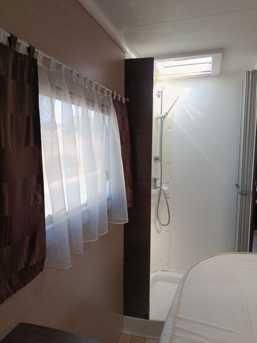 Autocaravana integral cama central