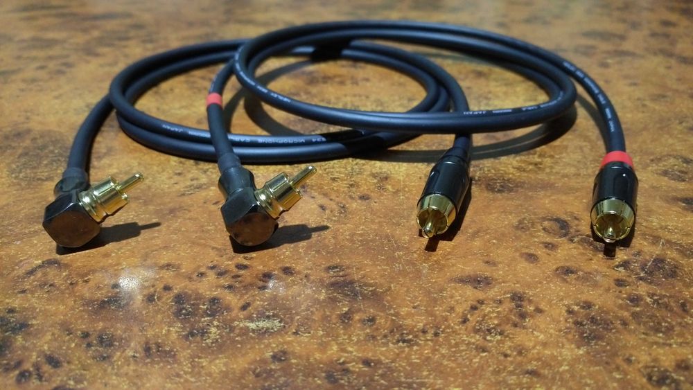 Hi-Fi межблочный кабель 2RCA/2RCA MOGAMI Neglex W2534 направленный