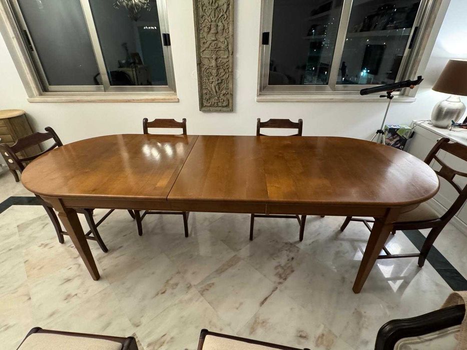 Conjunto mesa e cadeiras de refeição