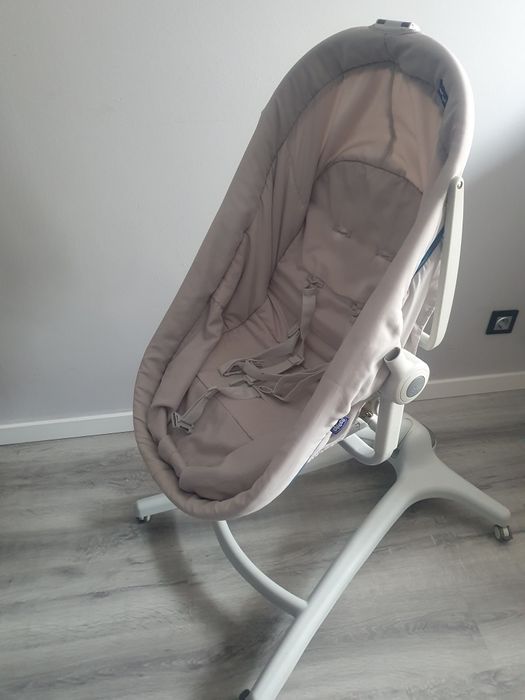Espreguiçadeira Baby hug 4 in 1 da chicco