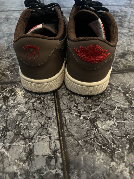 Nike air jordan Travis Scot