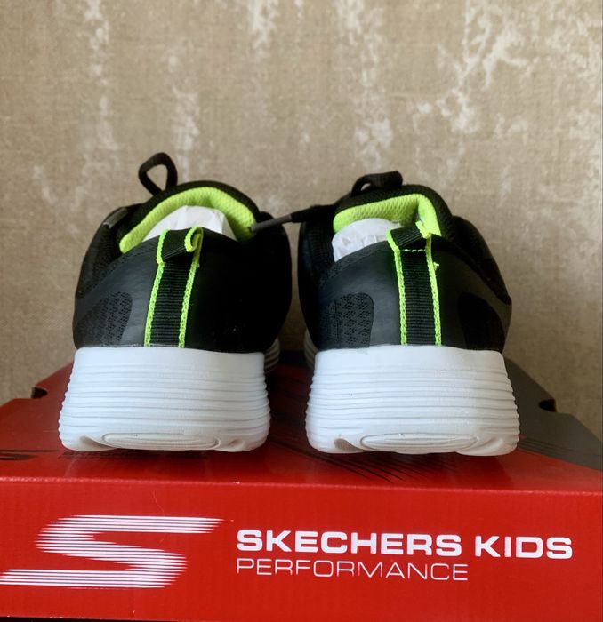 Кросівки на хлопчика Skechers