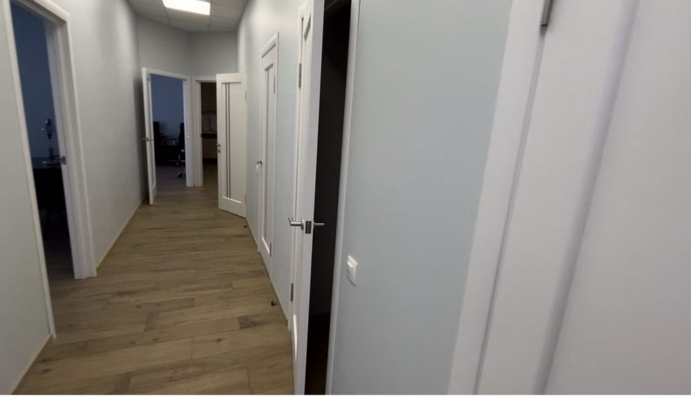 Сдам офисное помещение 130м2 ЖК Счастливый