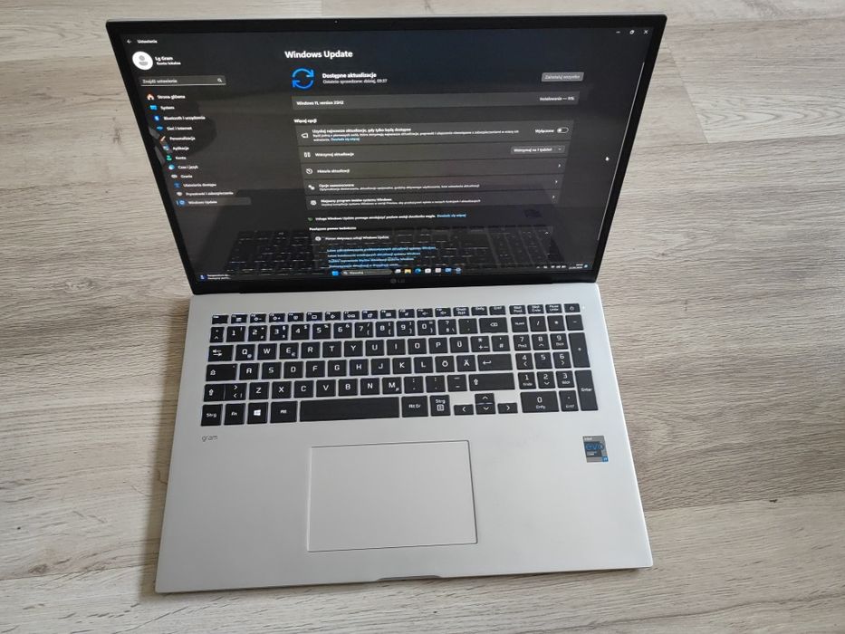 Laptop LG Gram 17Z90P / i7 / Intel Iris XE / 512 SSD