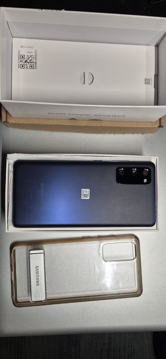 Samsung S20FE 6/128 niebieski