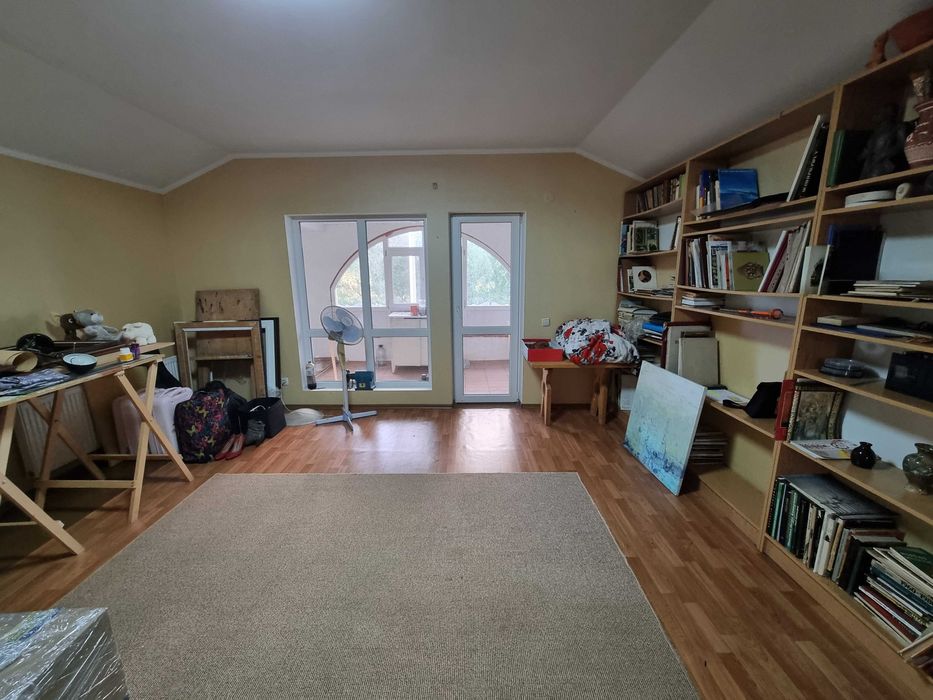 Будинок біля озера, с. Слобода Черкаського району