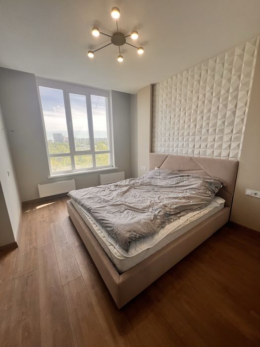 Продам квартиру ЖК каховський