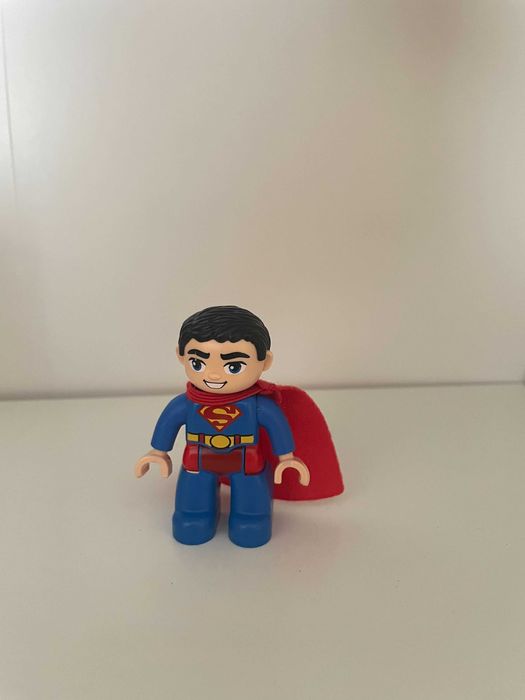 Lego Superman Duplo z peleryną