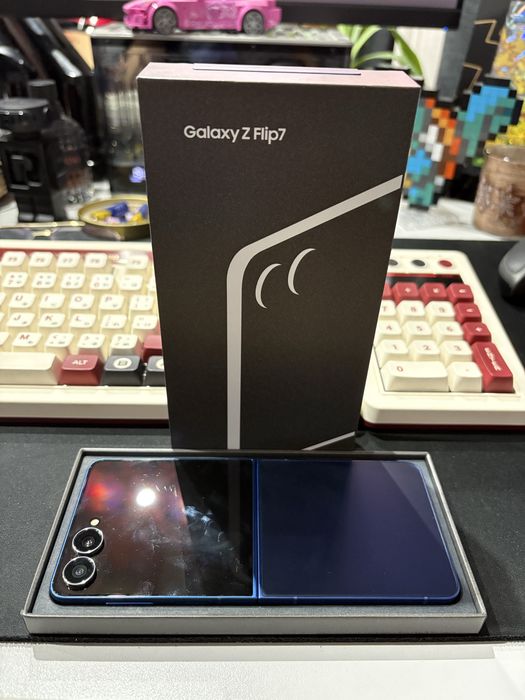 Samsung zflip 7 256gb na gwarancji