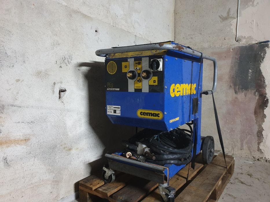 Profesjonalna  zgrzewarka spoter Car-o-liner
Sprzęt w pełni sprawny w